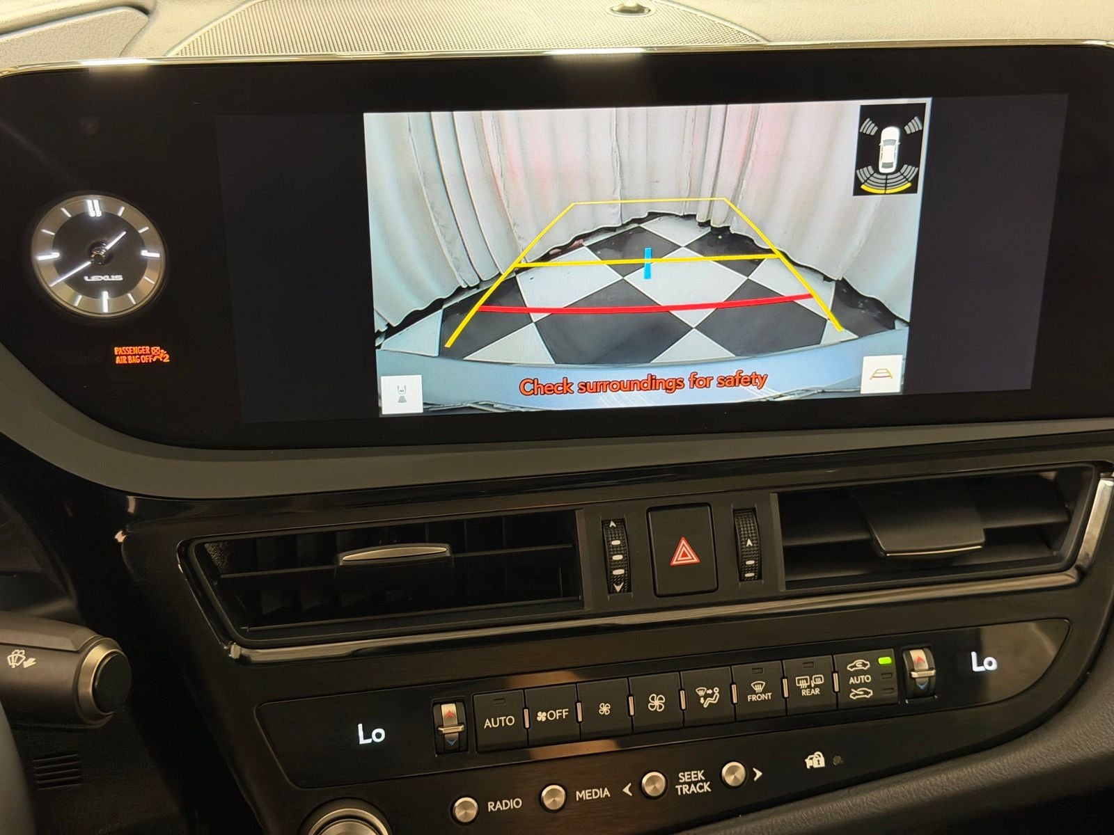 2025 Lexus ES 350