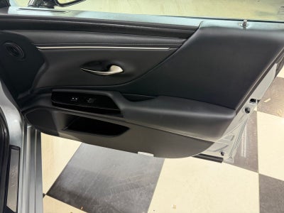 2025 Lexus ES 350