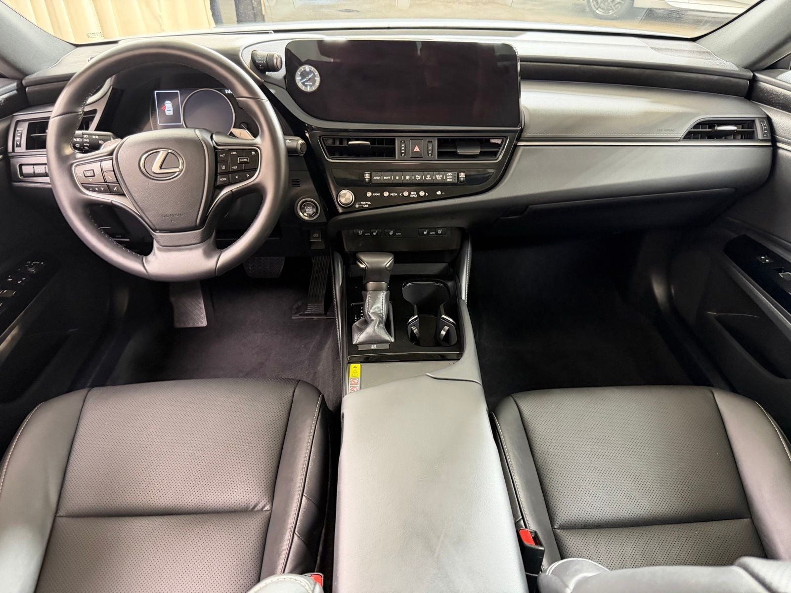 2025 Lexus ES 350