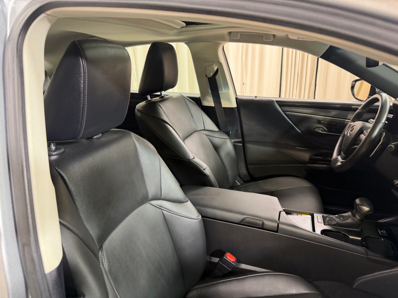 2025 Lexus ES 350