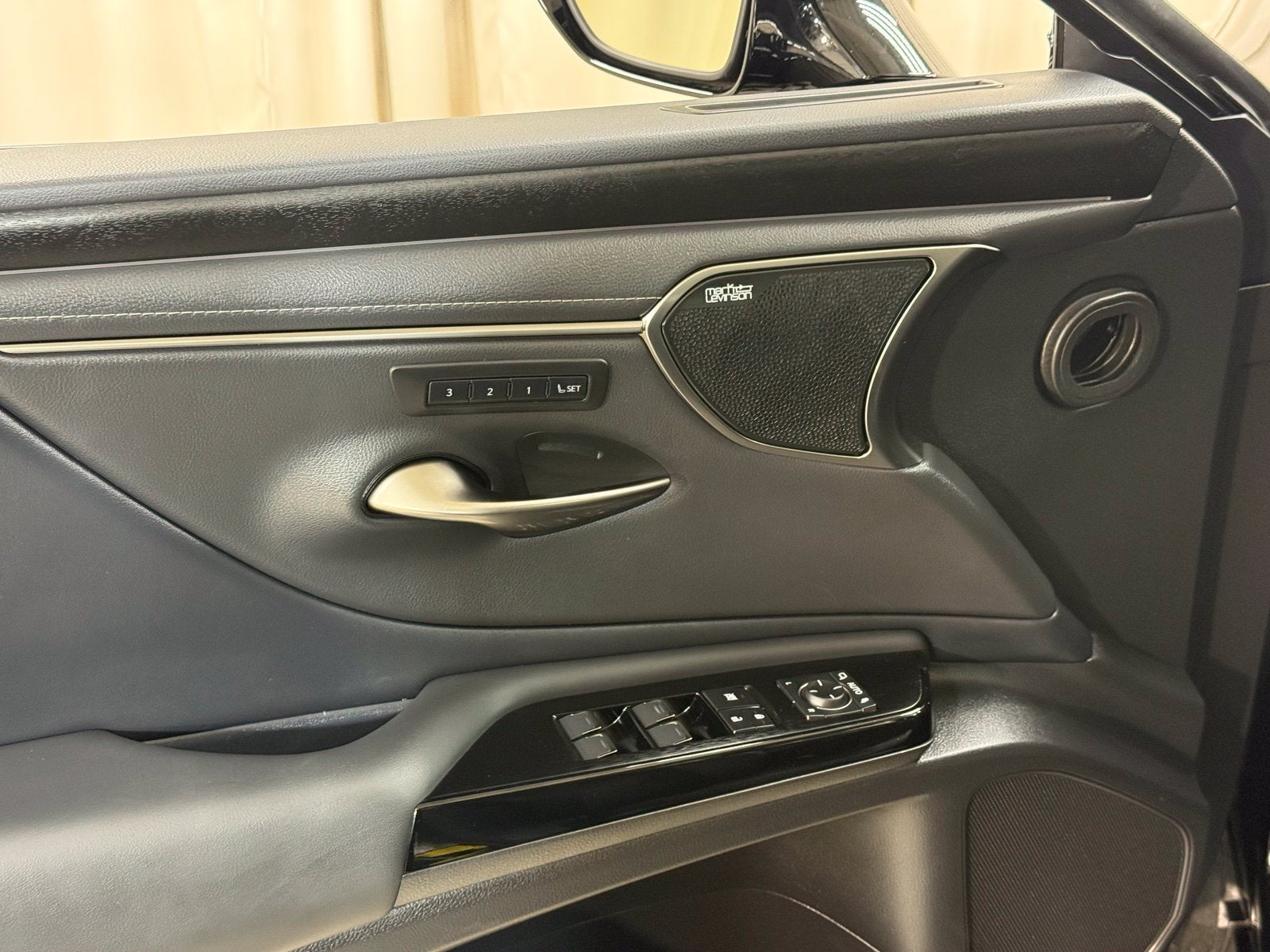 2025 Lexus ES 350 F SPORT