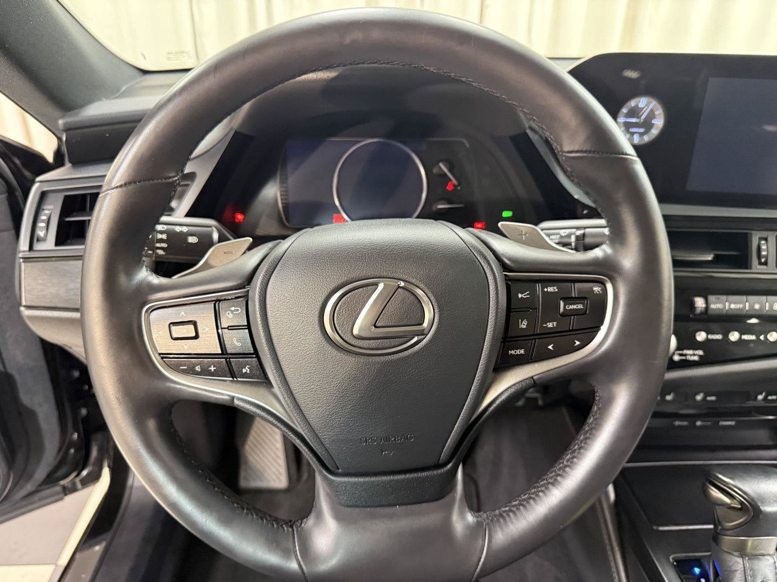 2022 Lexus ES 350