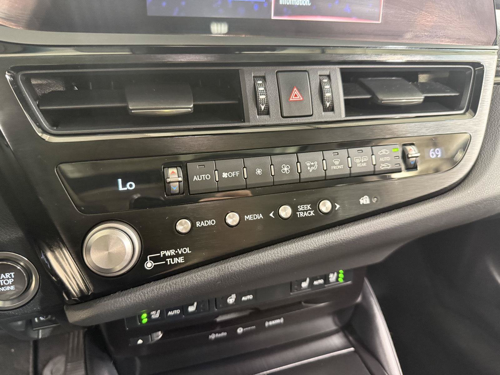 2022 Lexus ES 350