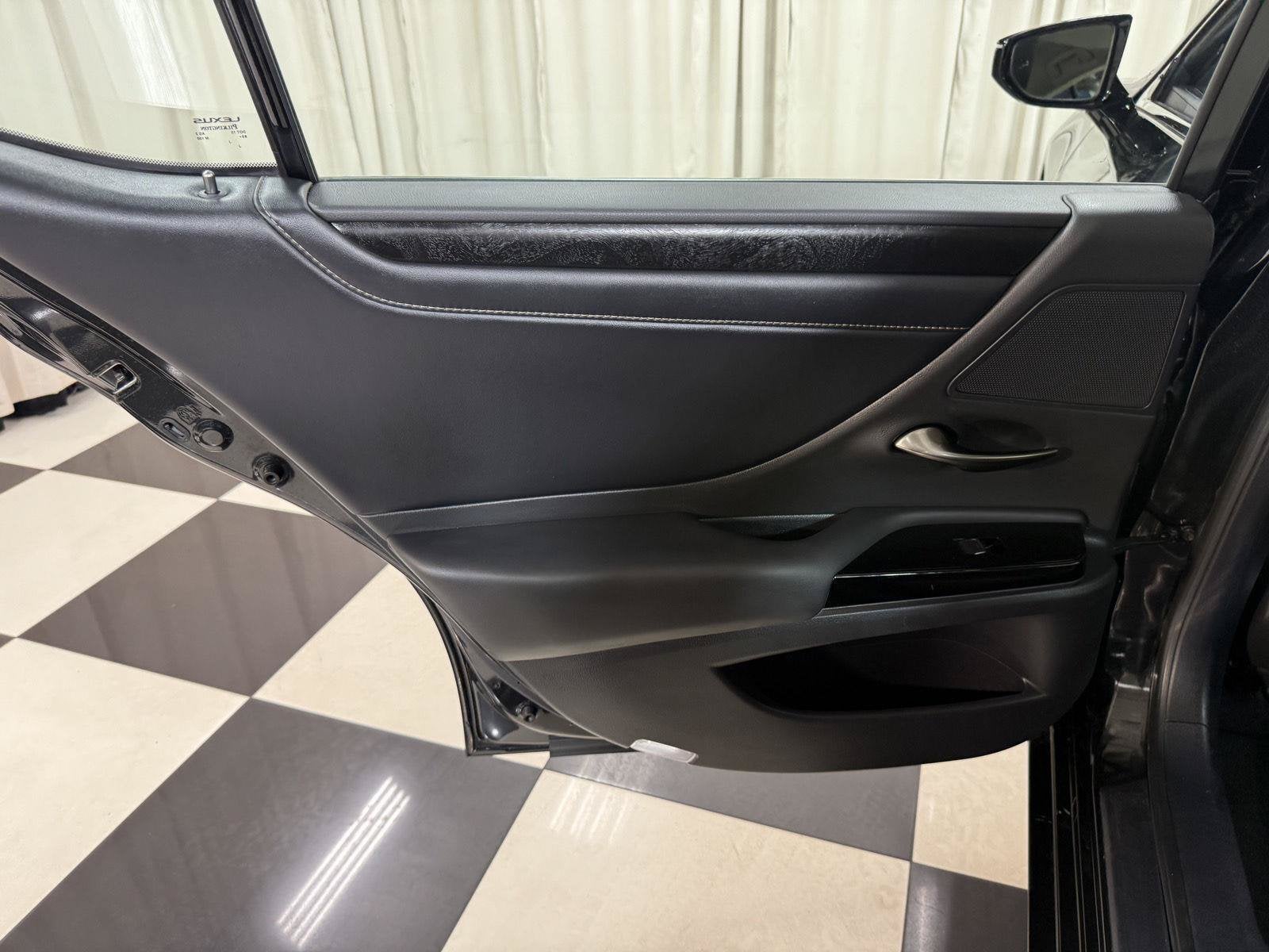 2022 Lexus ES 350