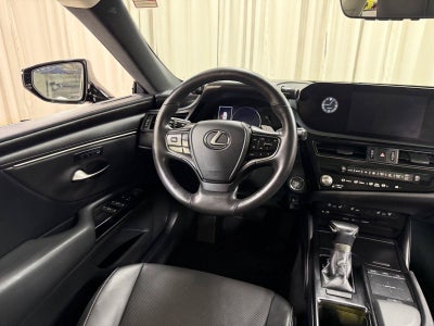 2022 Lexus ES 350