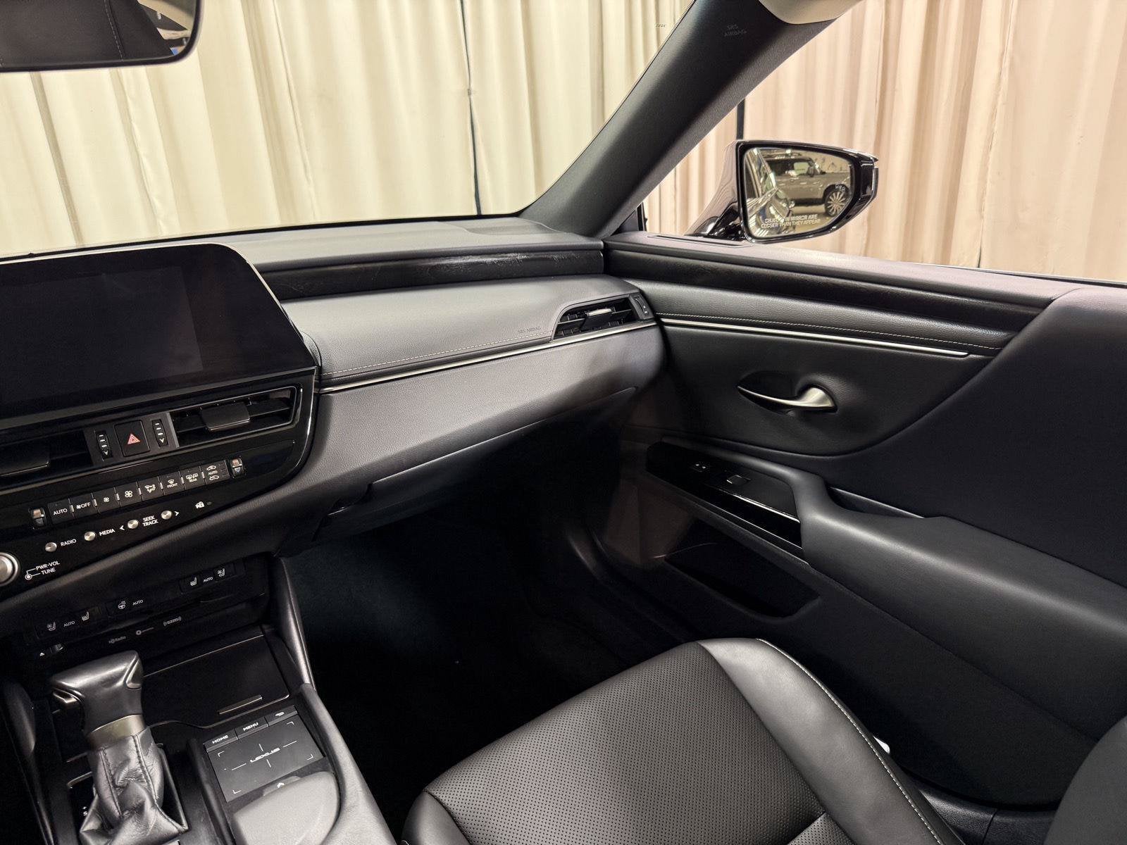 2022 Lexus ES 350