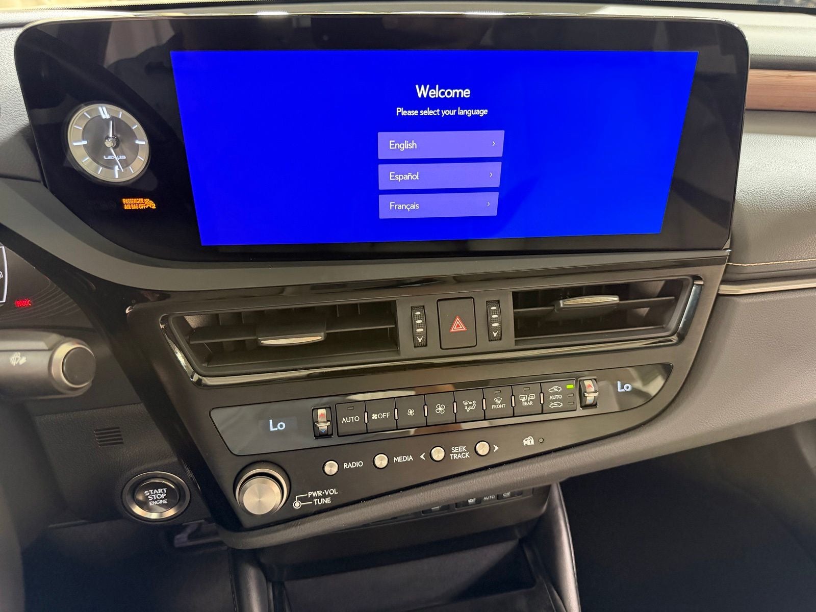 2025 Lexus ES 350