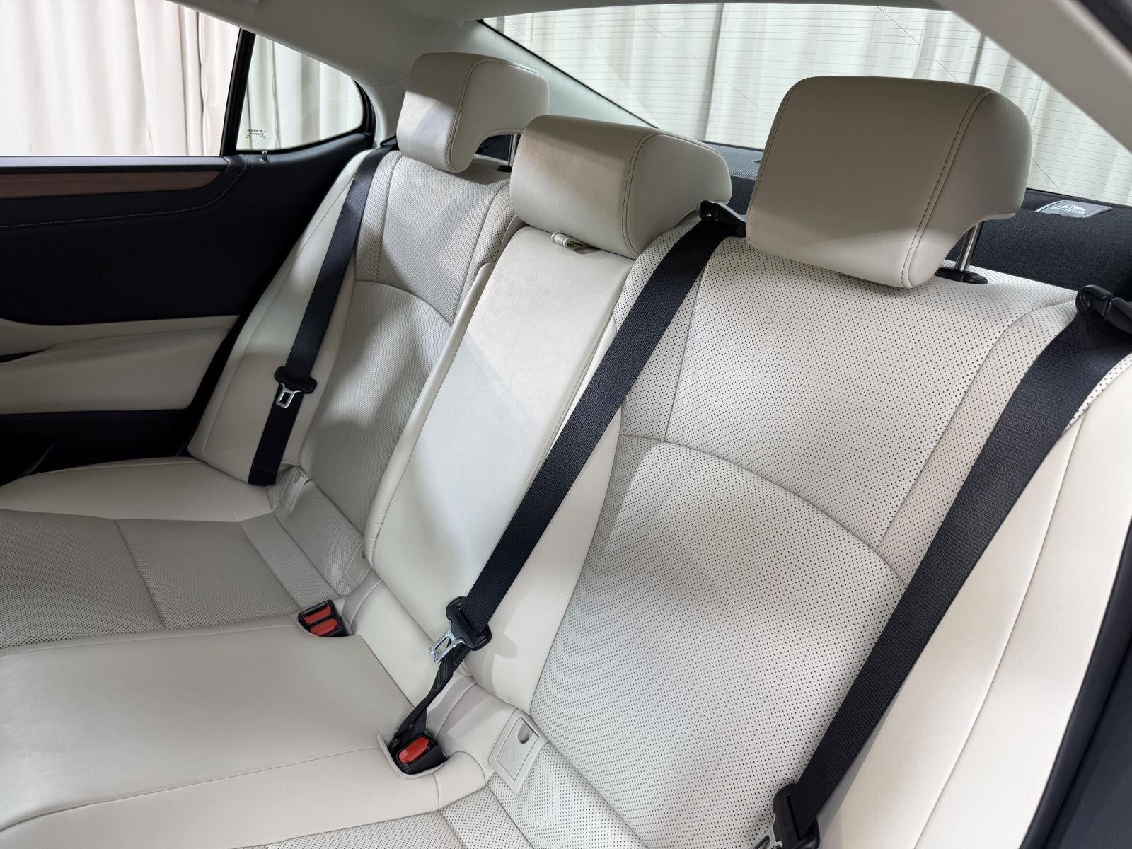 2025 Lexus Es ES 350