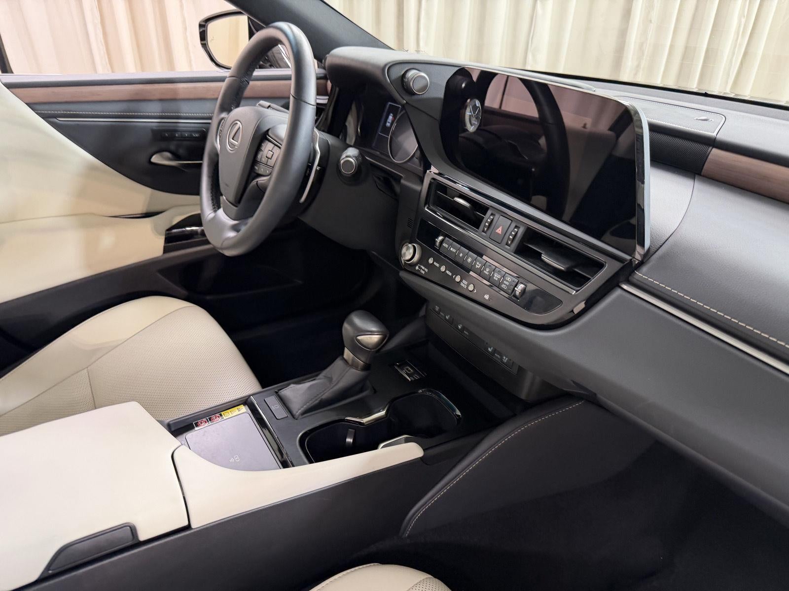 2025 Lexus Es ES 350