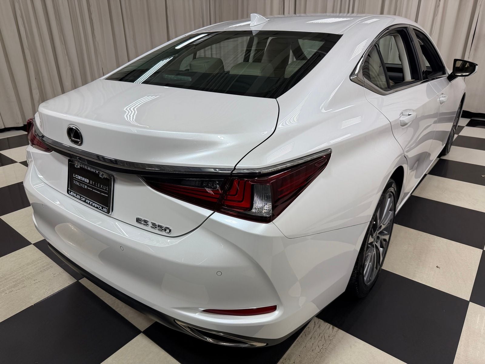 2020 Lexus ES 350