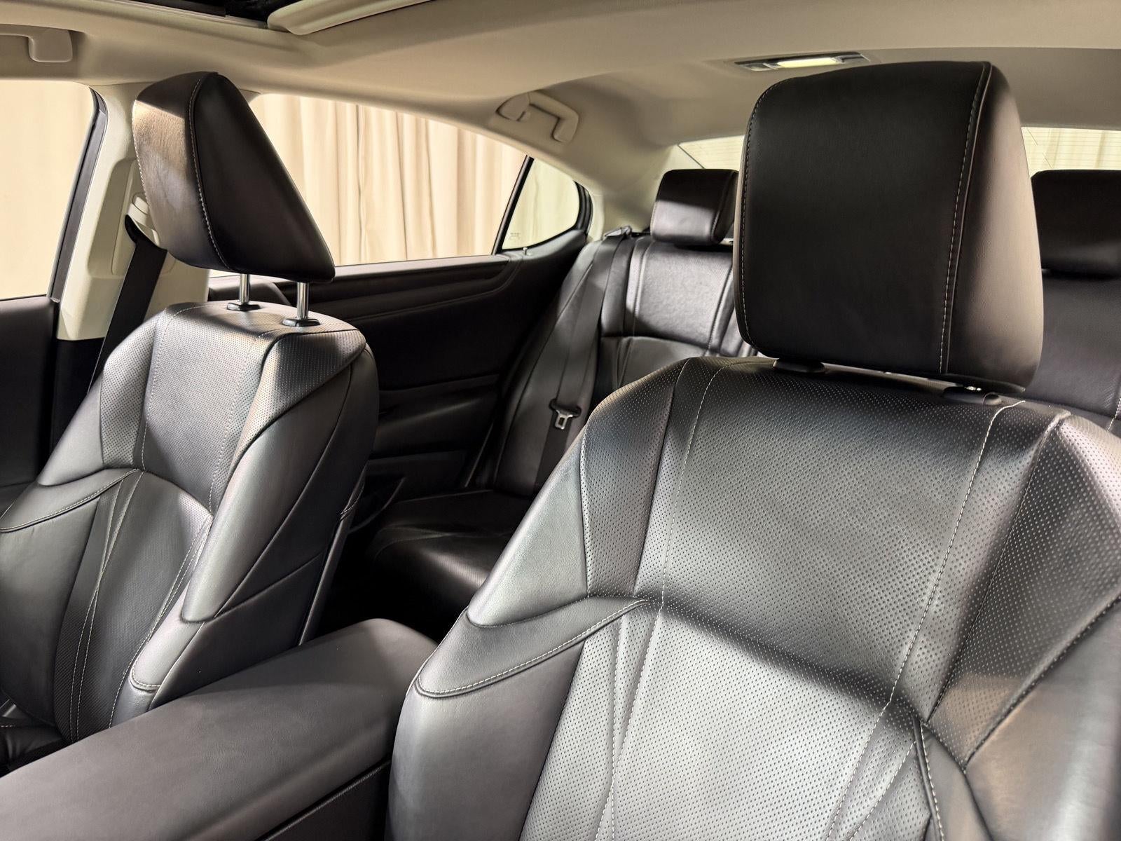 2024 Lexus Es ES 300h Luxury