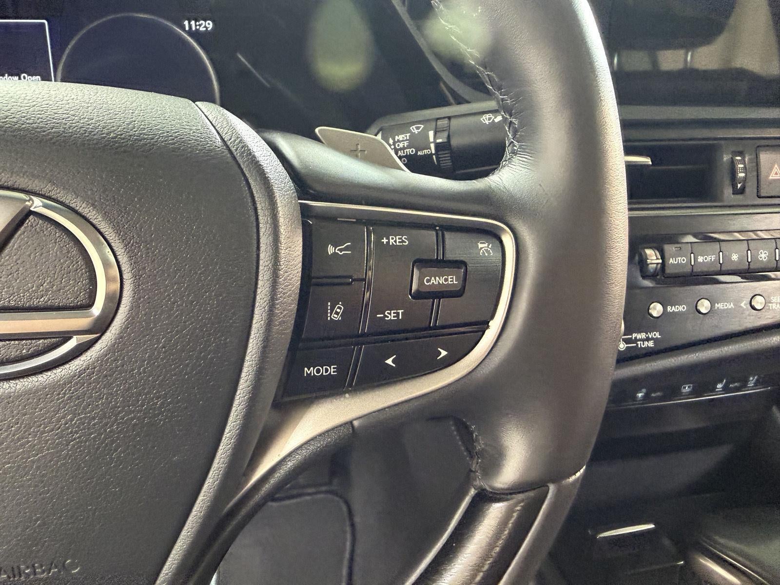 2024 Lexus Es ES 300h Luxury