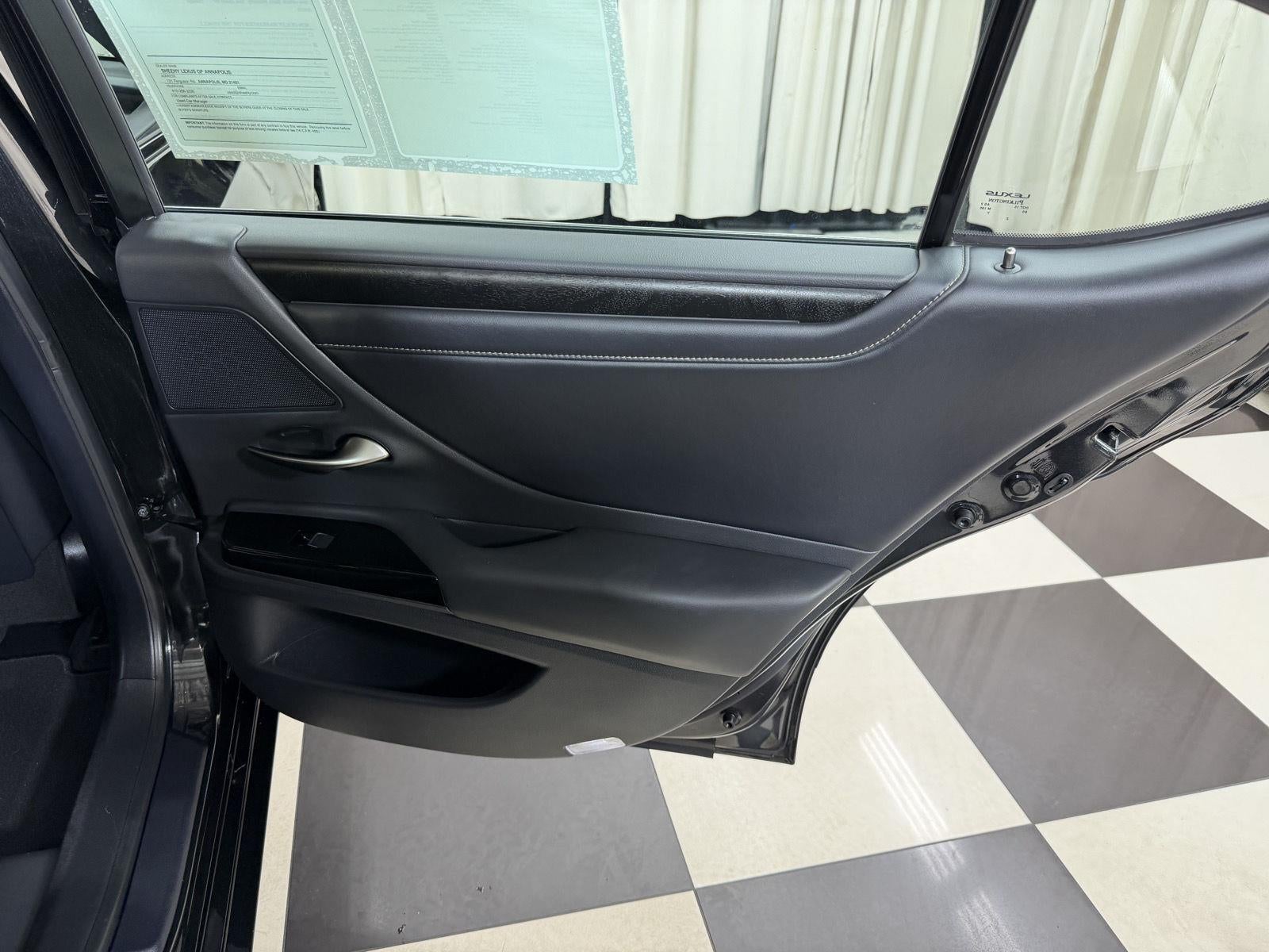 2024 Lexus Es ES 300h Luxury