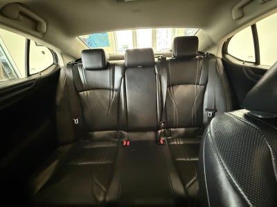 2024 Lexus ES 300h Luxury