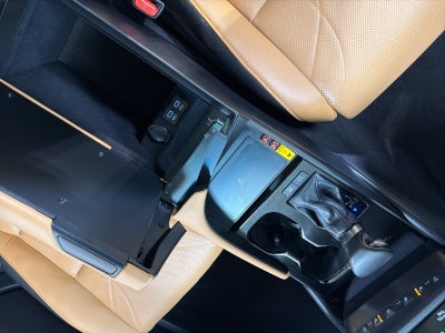 2023 Lexus ES 300h Luxury