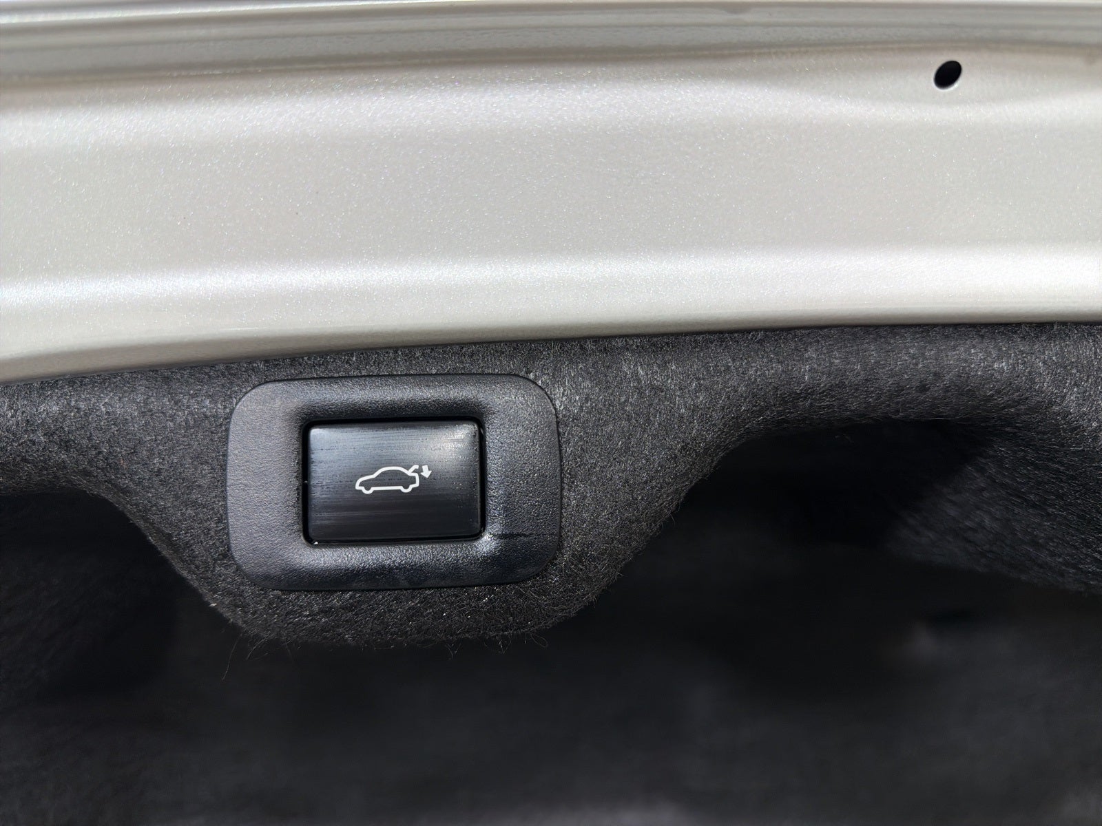 2023 Lexus ES 300h Luxury