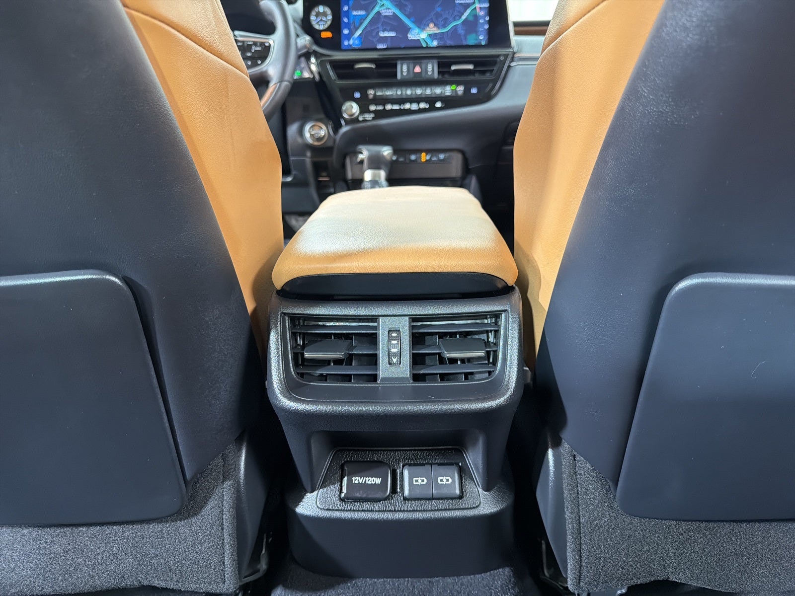 2023 Lexus ES 300h Luxury