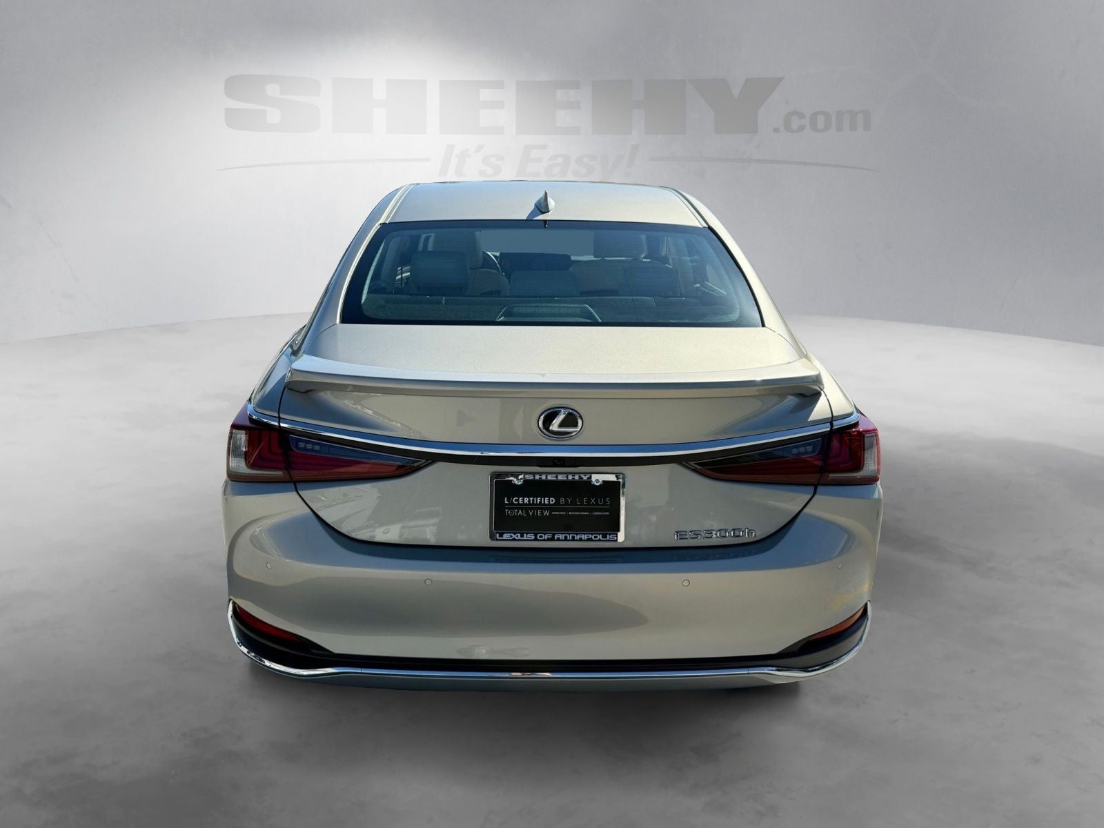 2023 Lexus ES 300h Ultra Luxury