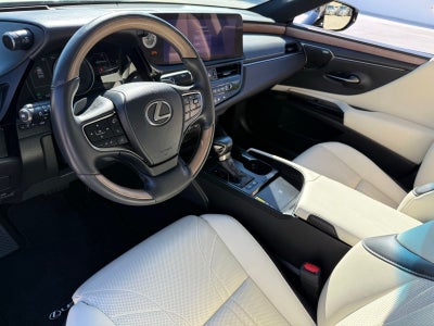 2023 Lexus ES 300h Ultra Luxury