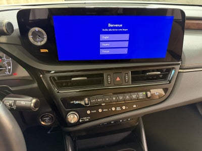2025 Lexus ES ES 300h Ultra Luxury