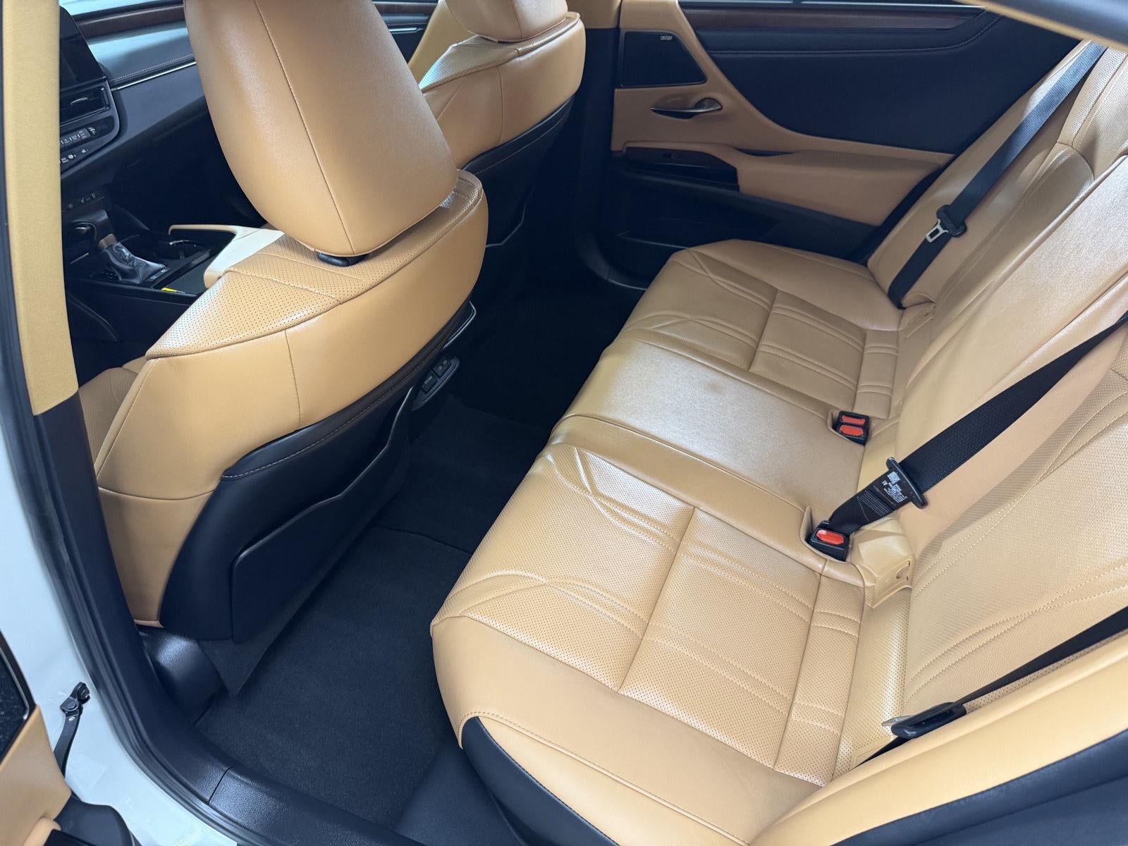 2025 Lexus ES ES 300h Ultra Luxury