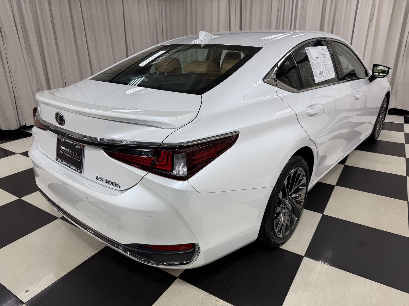 2025 Lexus ES ES 300h Ultra Luxury