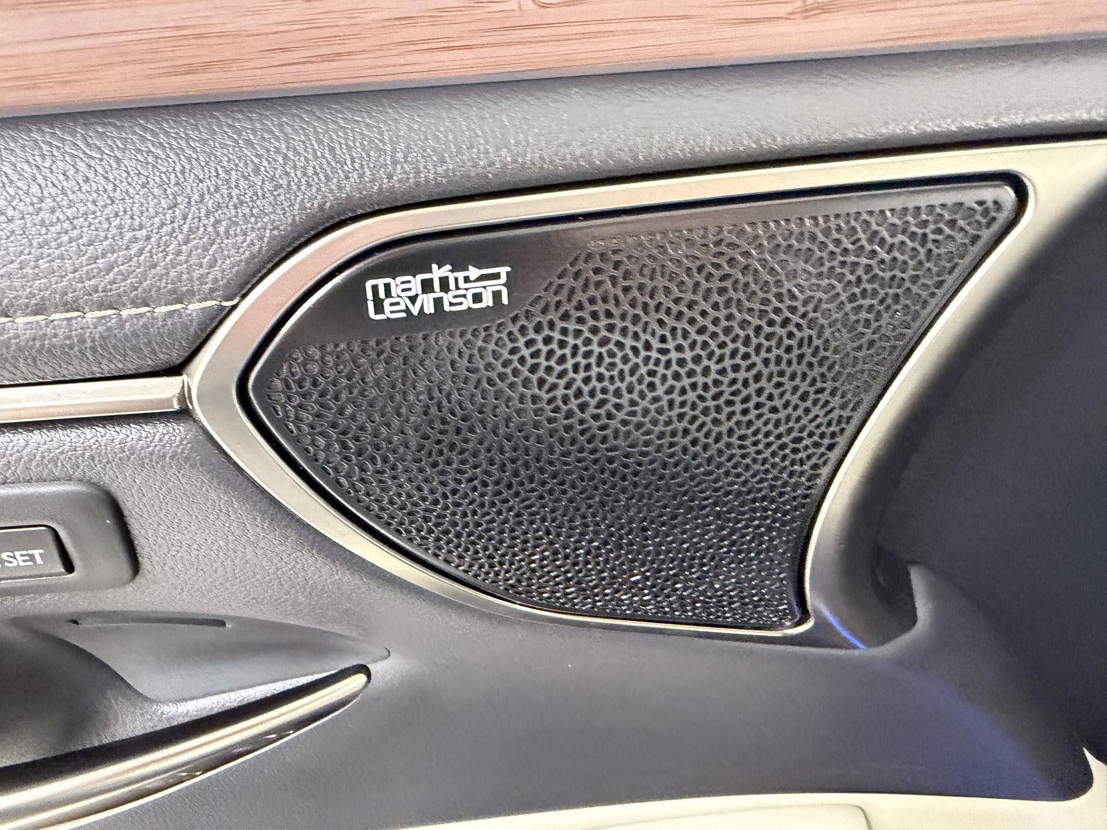 2024 Lexus ES ES 300h Ultra Luxury