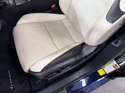 2024 Lexus ES ES 300h Ultra Luxury