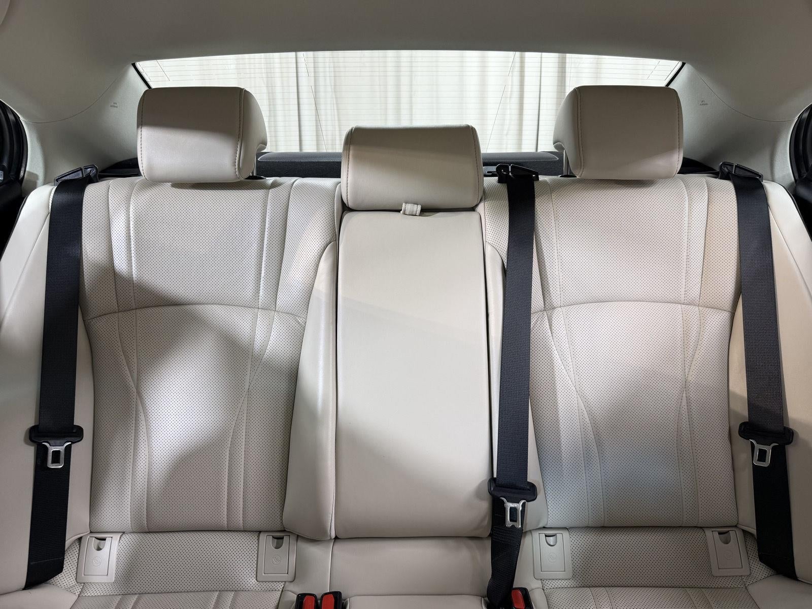2024 Lexus ES ES 300h Ultra Luxury