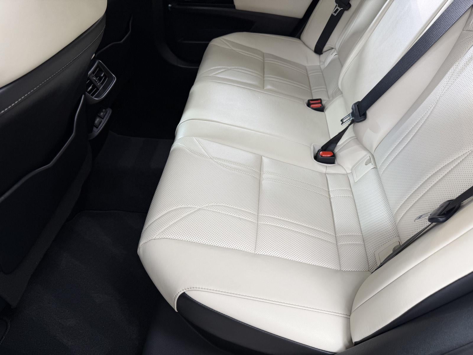 2024 Lexus ES ES 300h Ultra Luxury