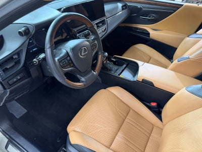 2025 Lexus ES 350 Ultra Luxury