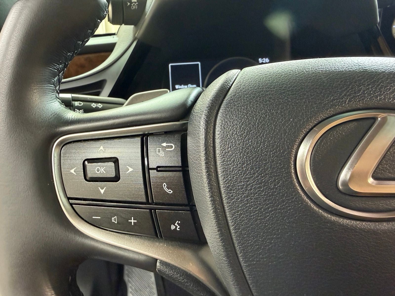 2025 Lexus ES 350 Ultra Luxury