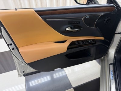 2025 Lexus ES 350 Ultra Luxury