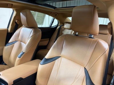2025 Lexus ES 350 Ultra Luxury