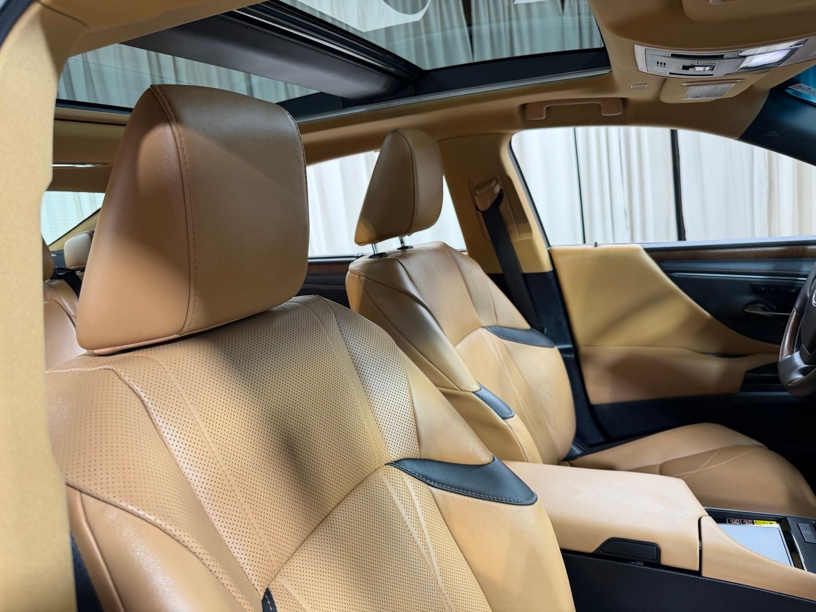 2025 Lexus ES 350 Ultra Luxury