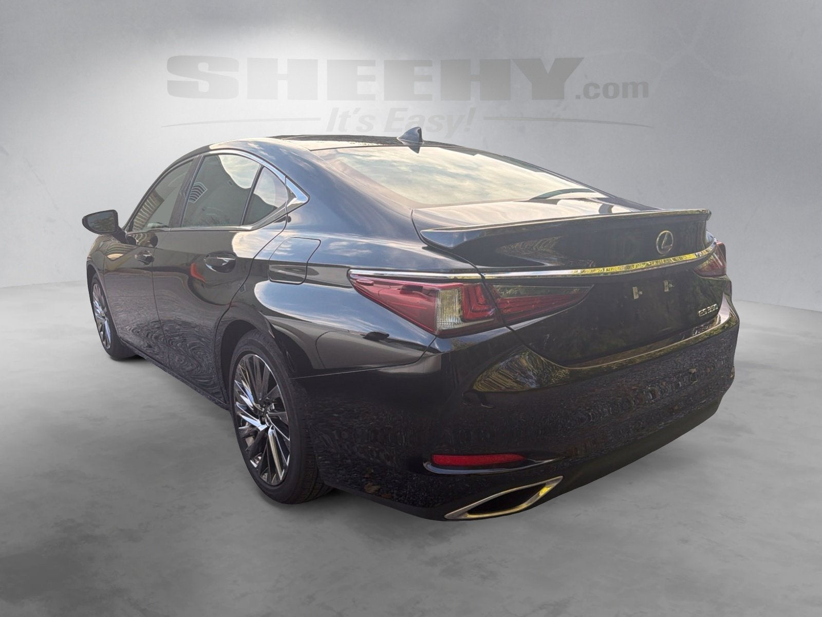 2025 Lexus ES 350 Ultra Luxury