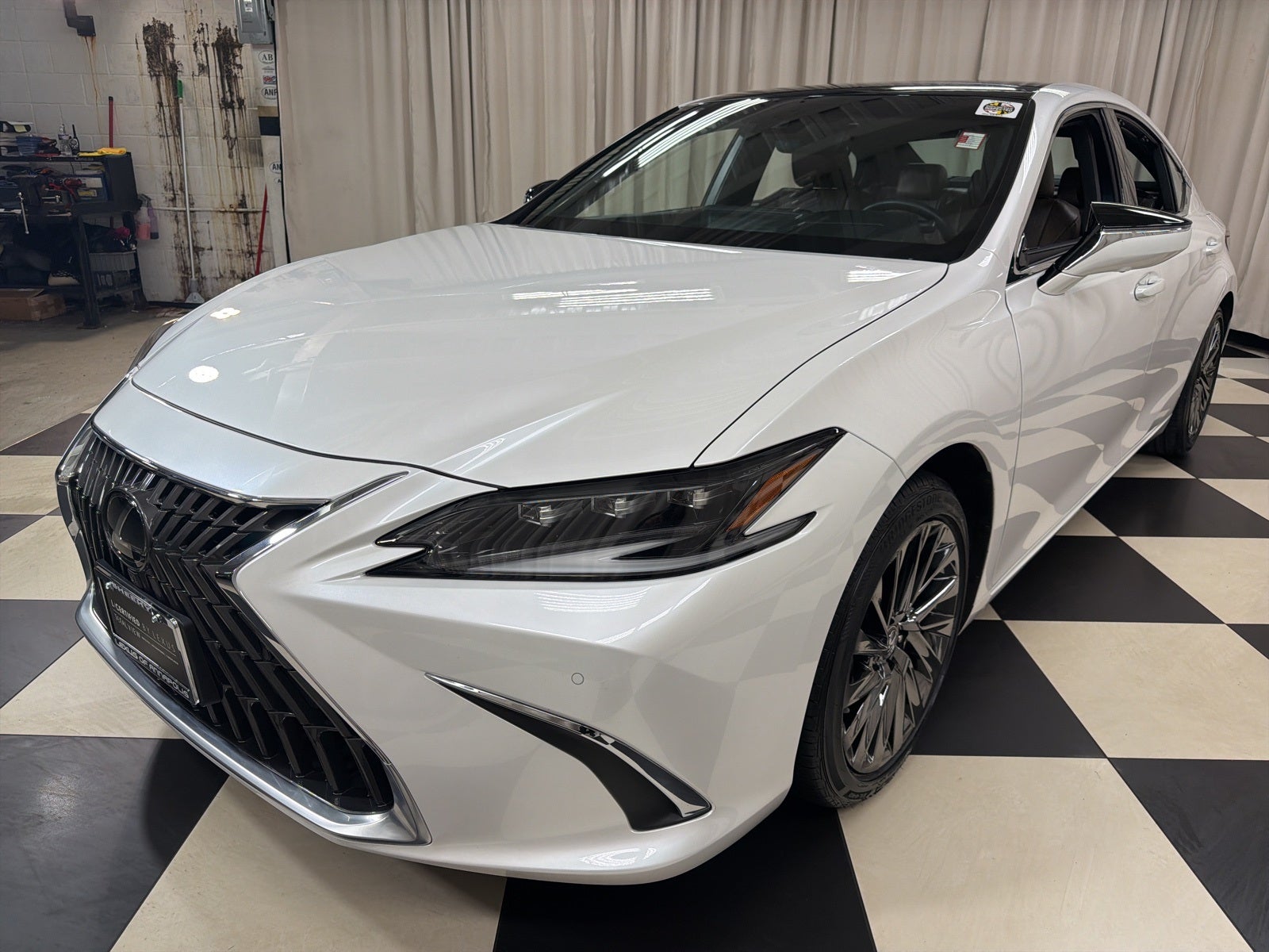 2024 Lexus ES 350 Ultra Luxury