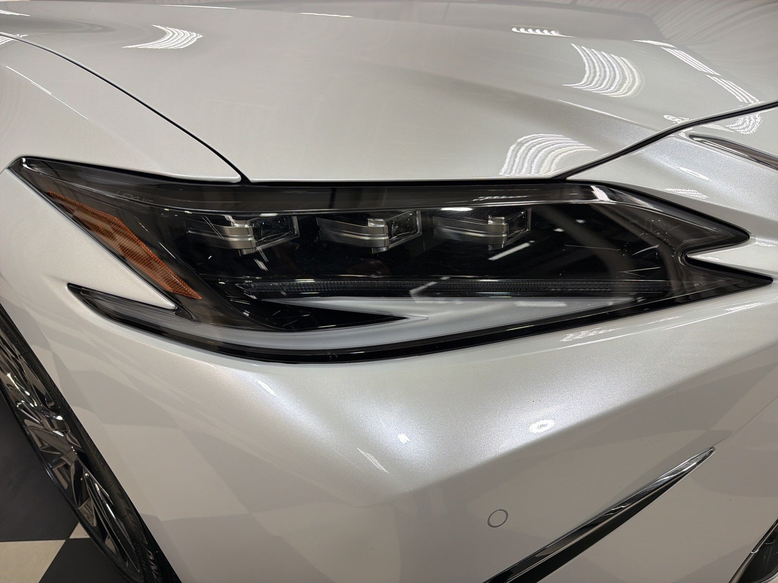 2024 Lexus ES 350 Ultra Luxury