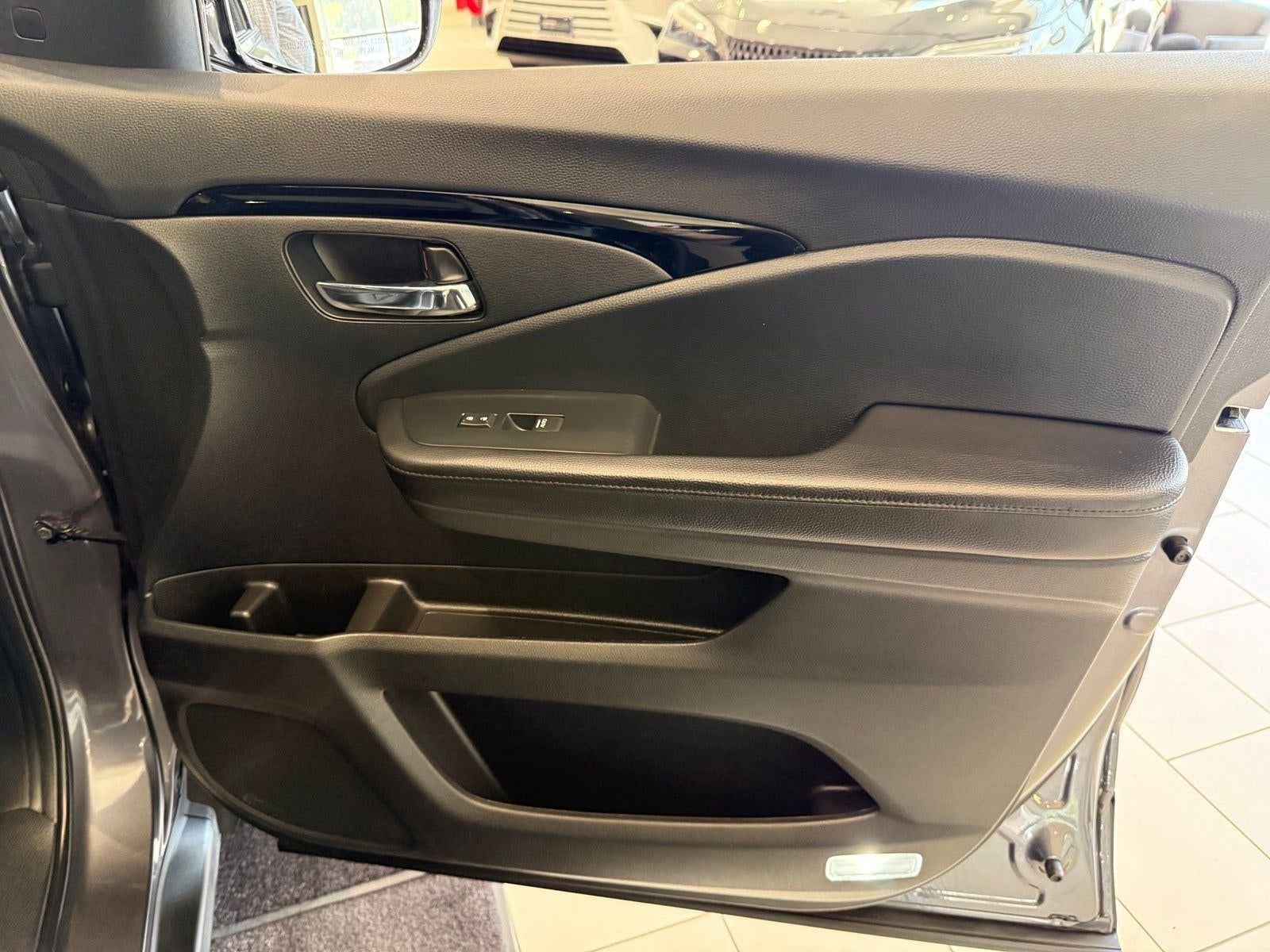 2021 Honda Pilot Elite