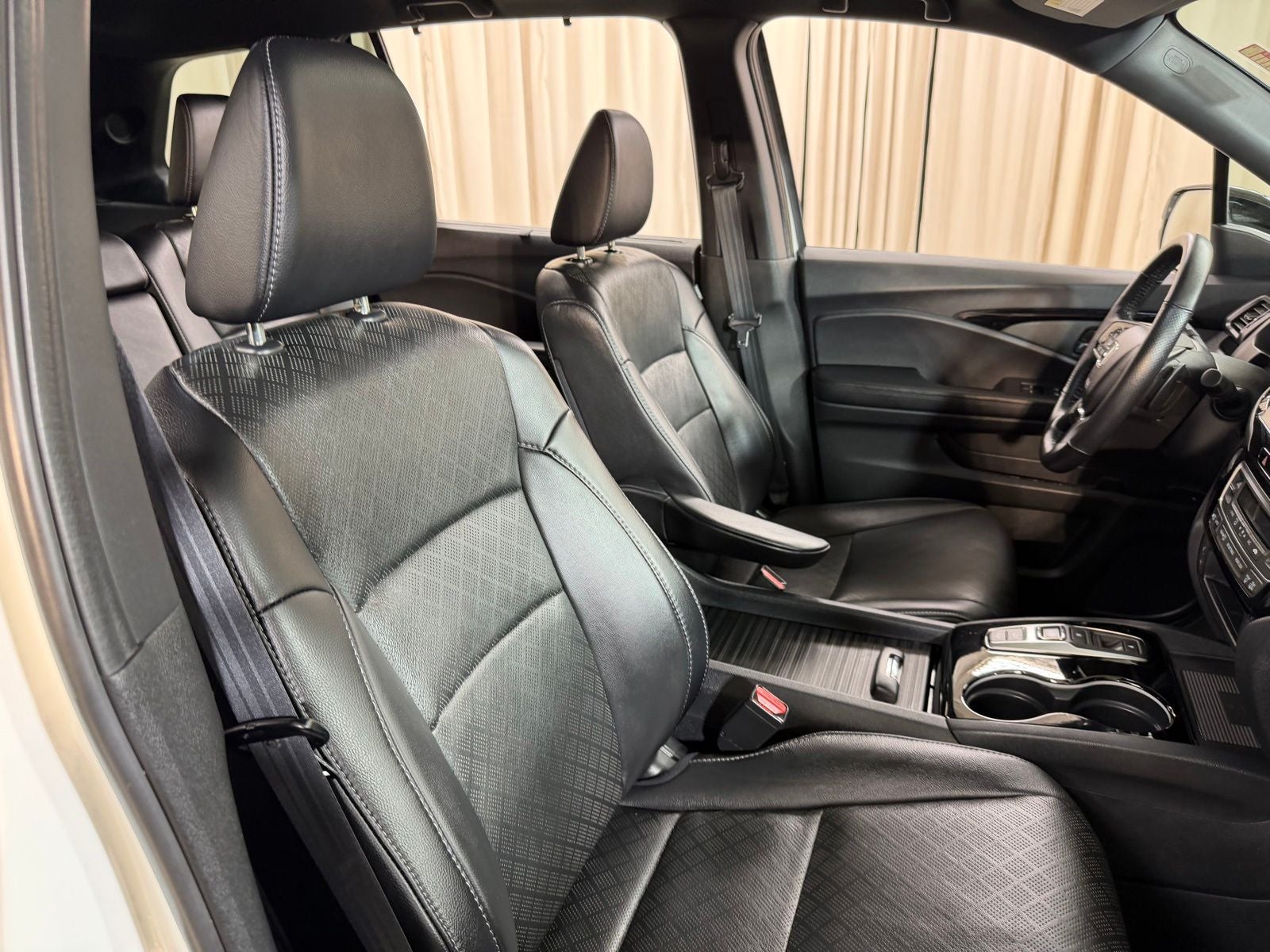 2020 Honda Passport Elite