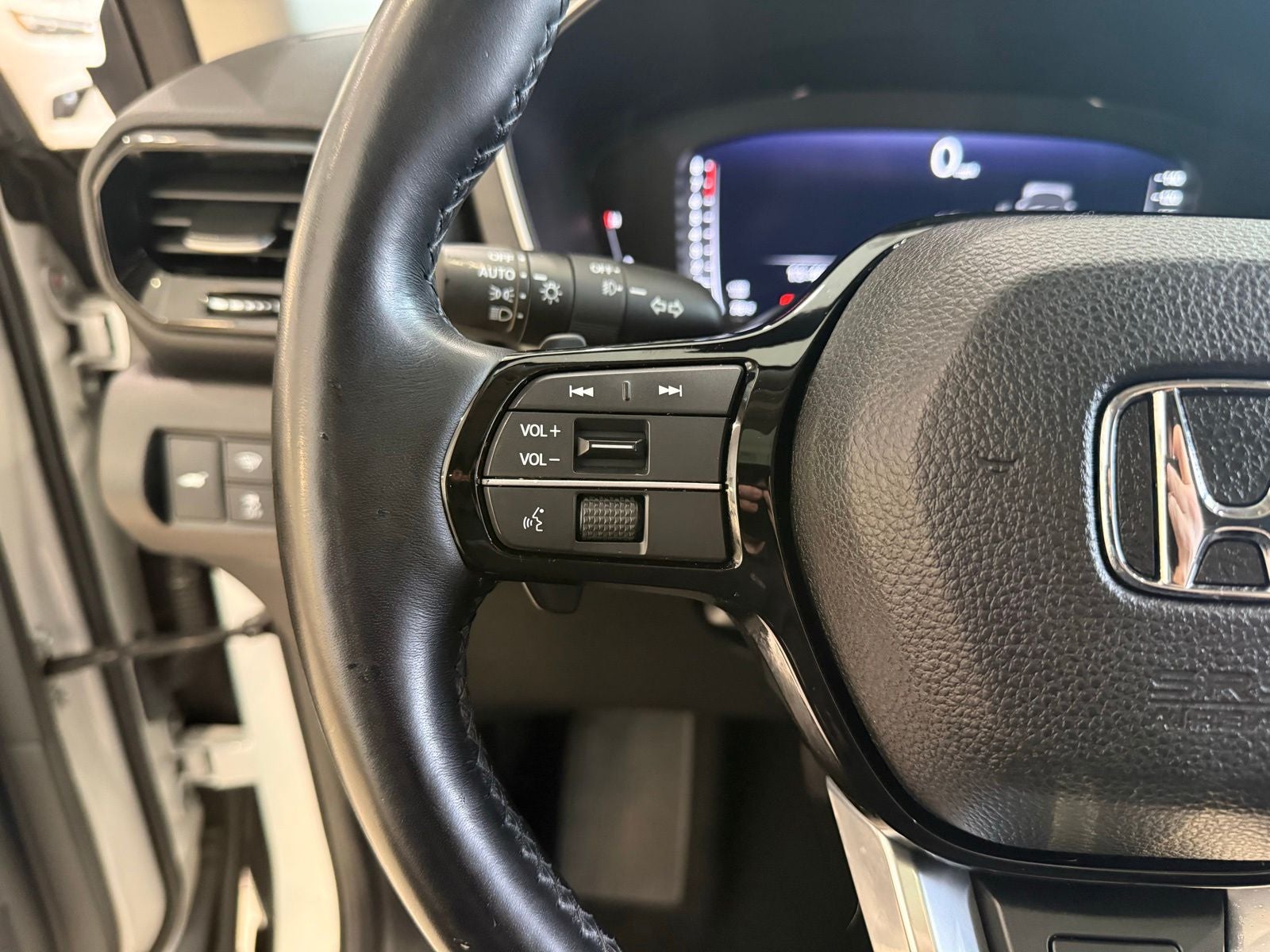 2023 Honda Pilot Elite