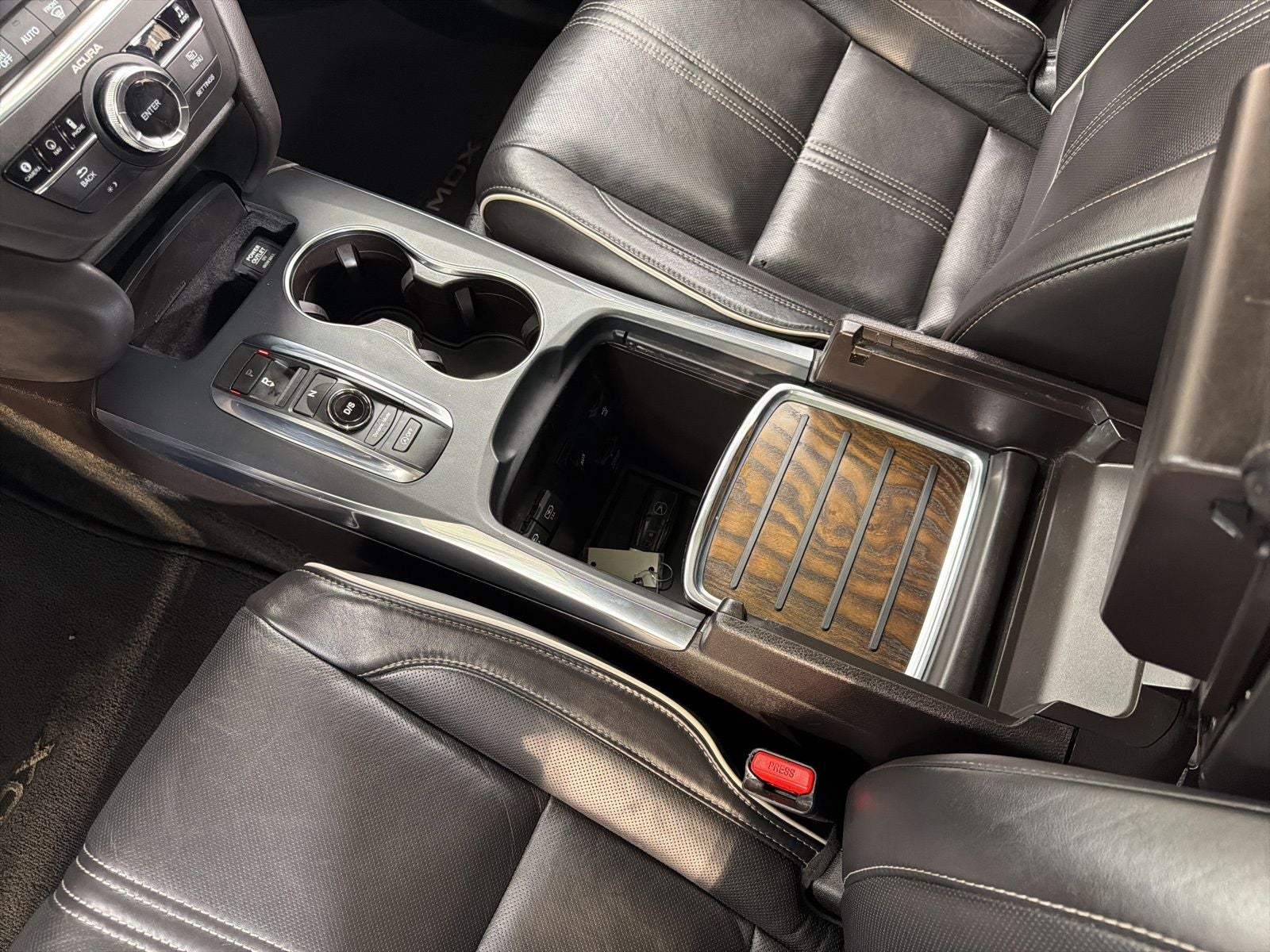 2017 Acura MDX 3.5L SH-AWD w/Advance Package