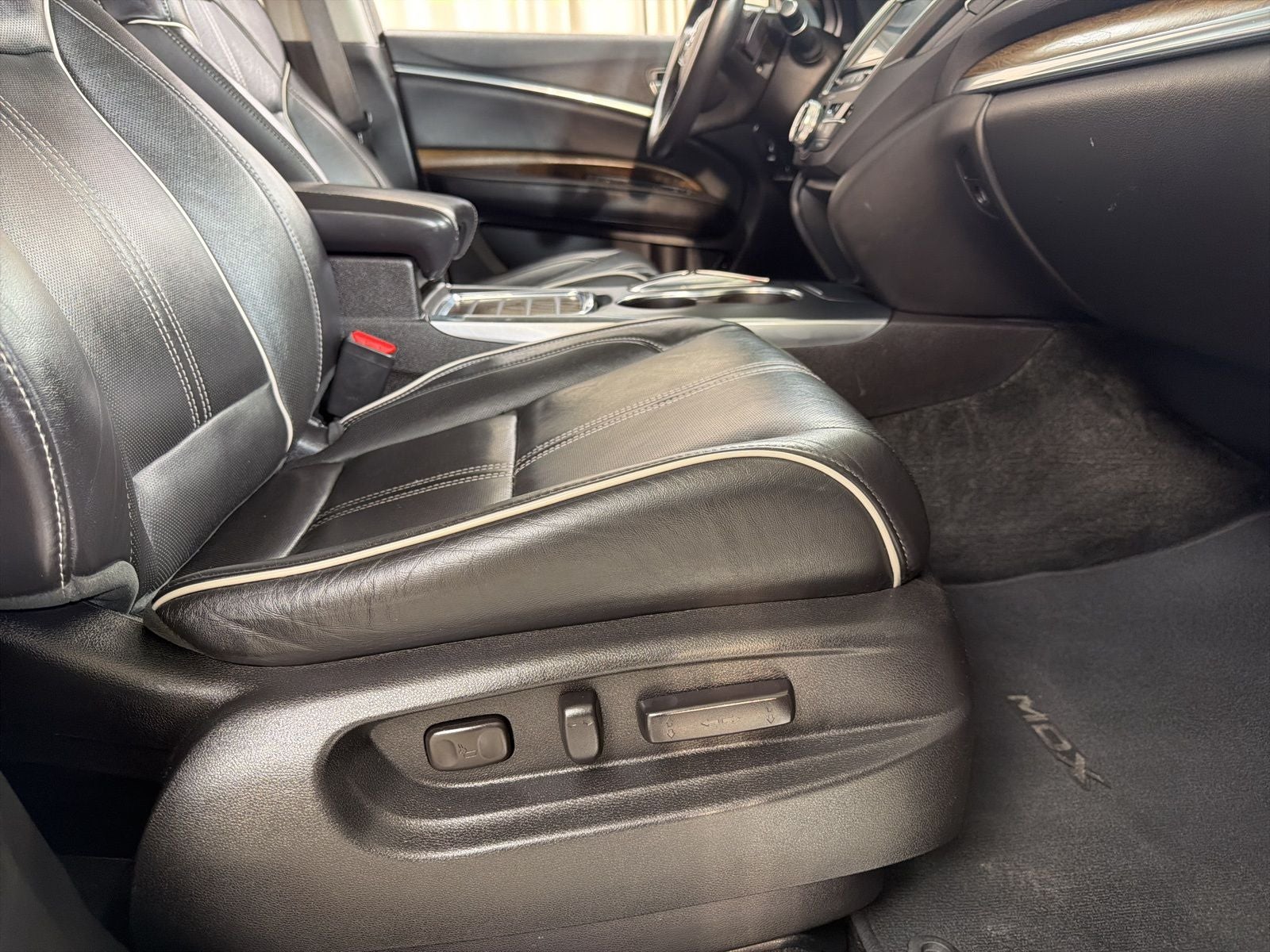 2017 Acura MDX 3.5L SH-AWD w/Advance Package