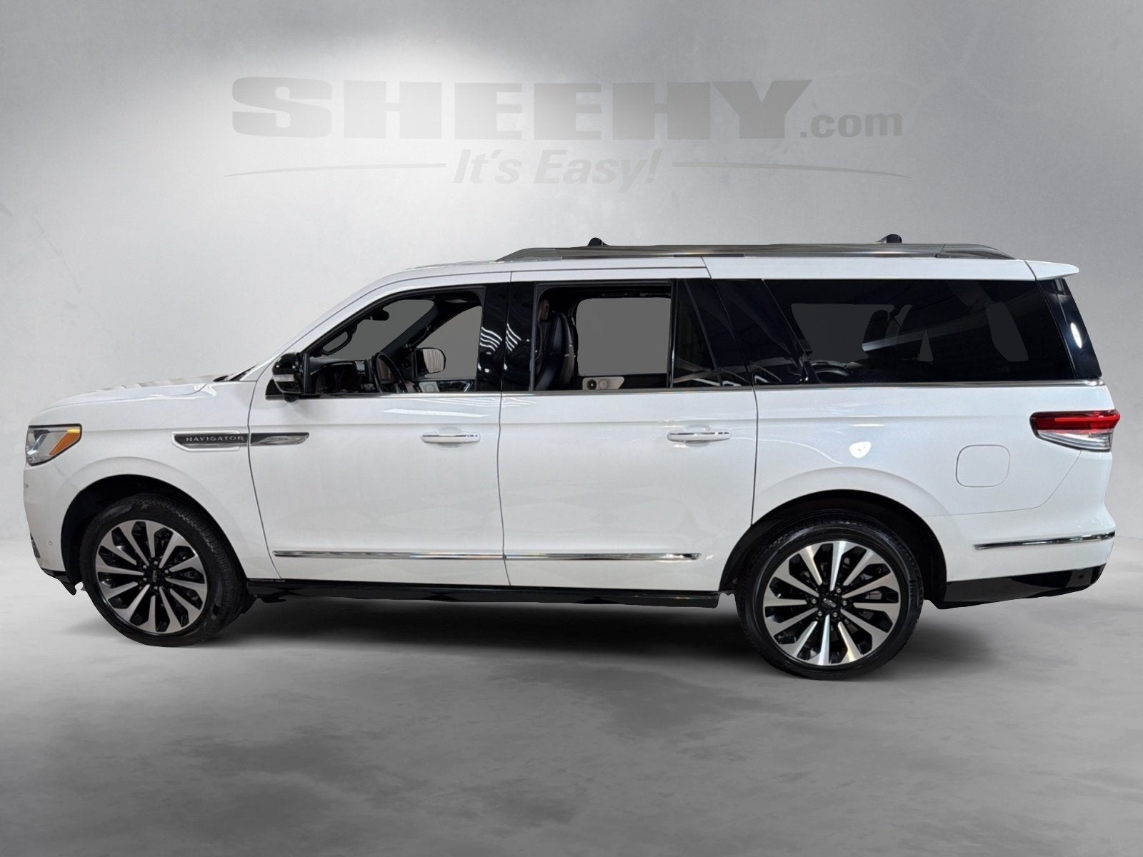 2023 Lincoln Navigator L L Reserve
