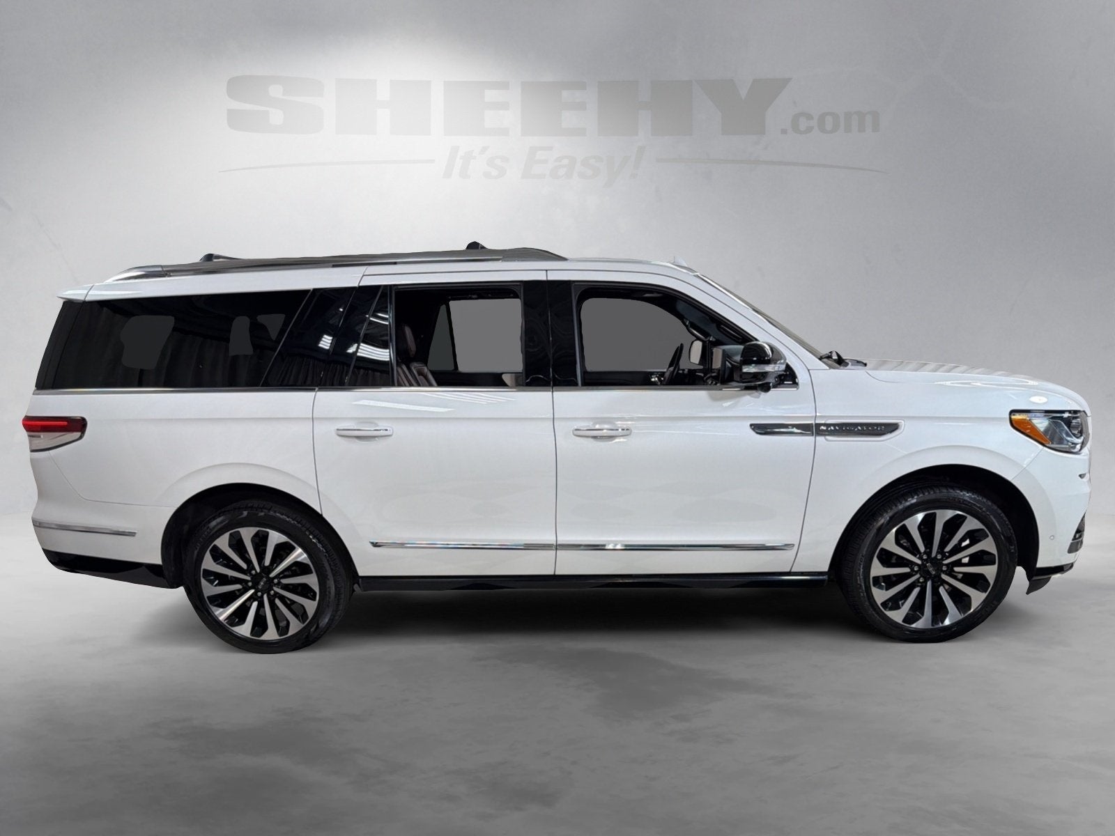 2023 Lincoln Navigator L L Reserve
