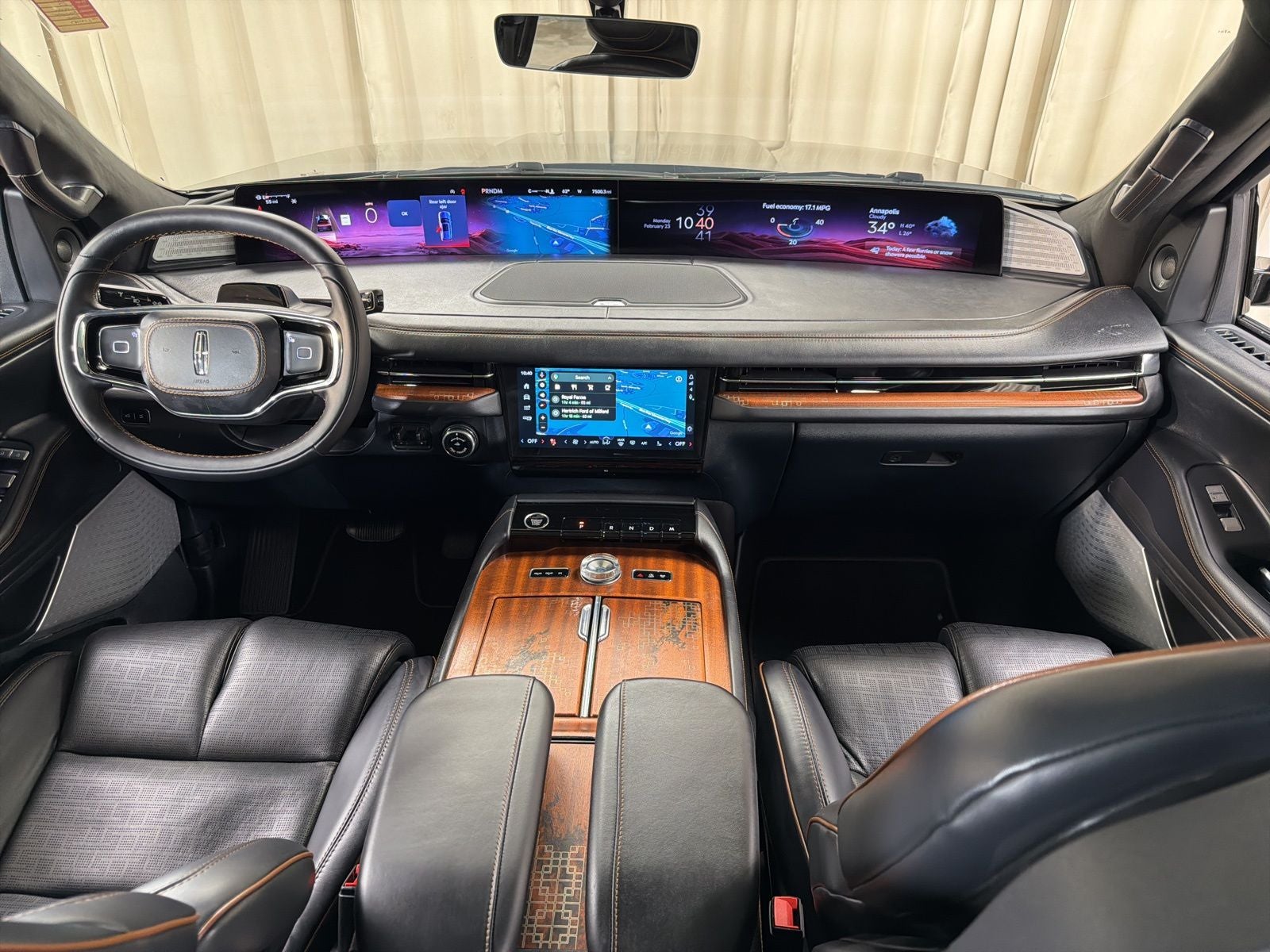 2025 Lincoln Navigator L Black Label