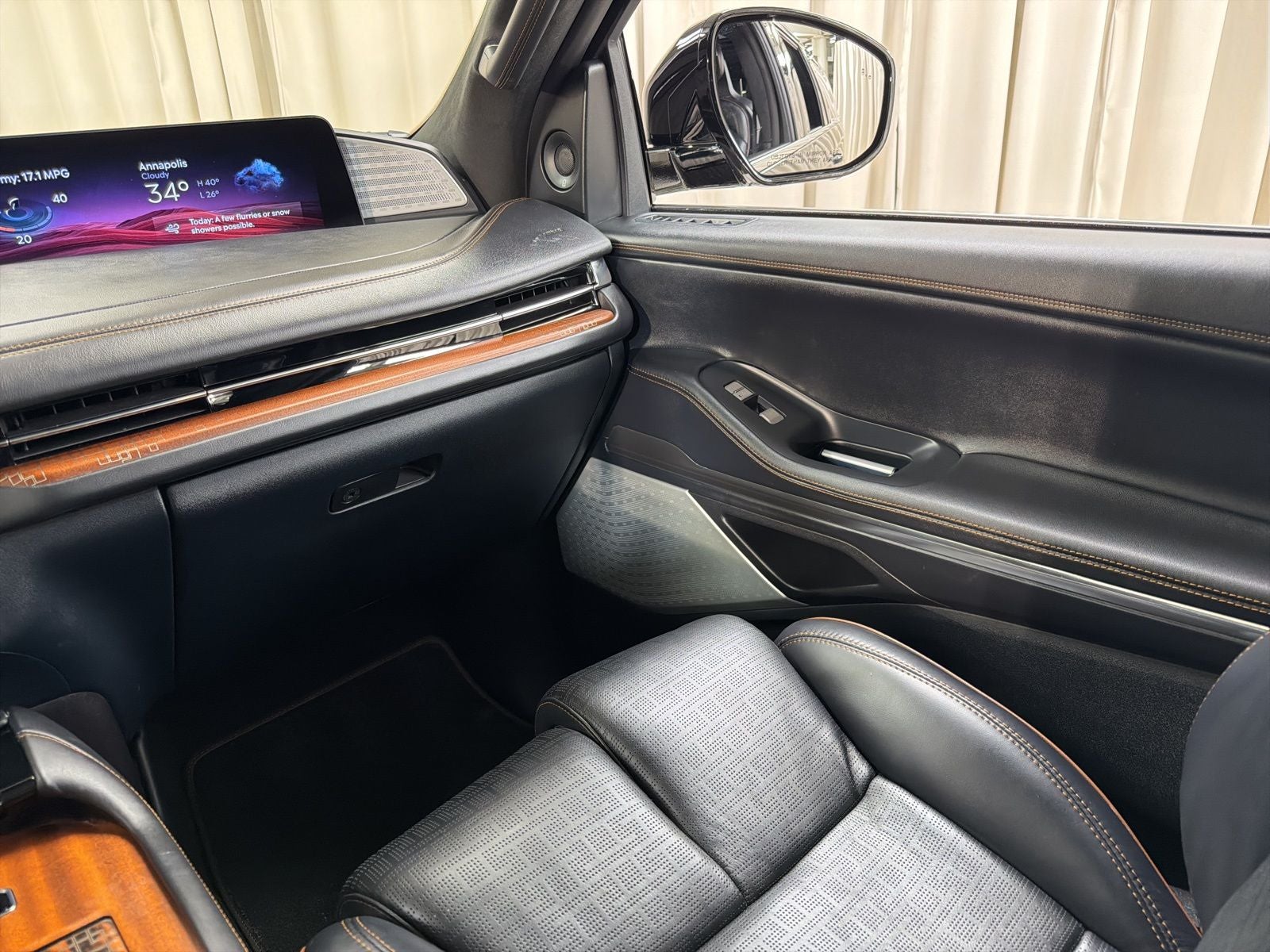 2025 Lincoln Navigator L Black Label