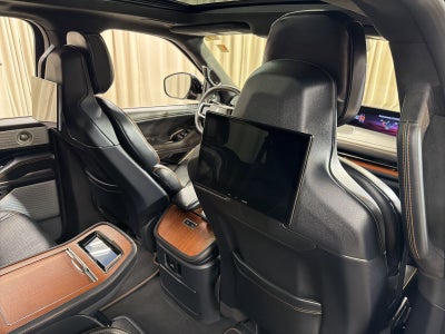 2025 Lincoln Navigator L Black Label