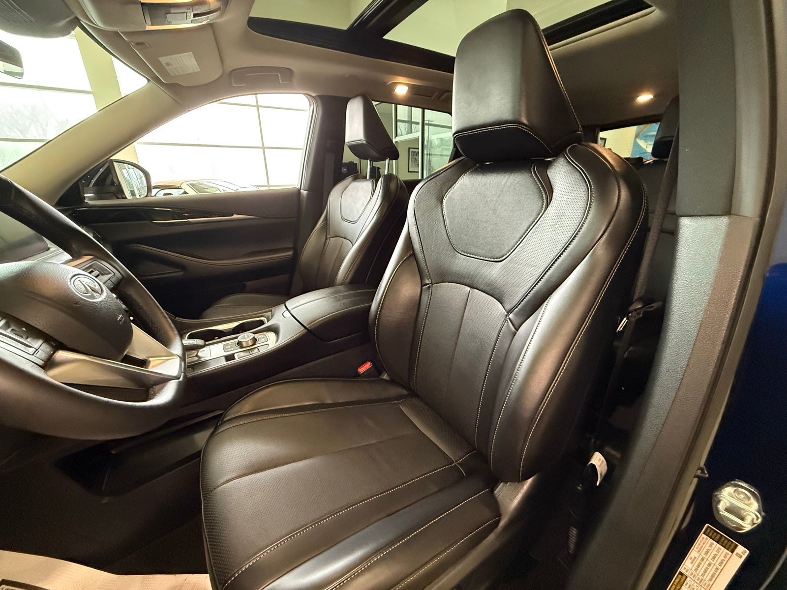 2025 INFINITI QX60 PURE