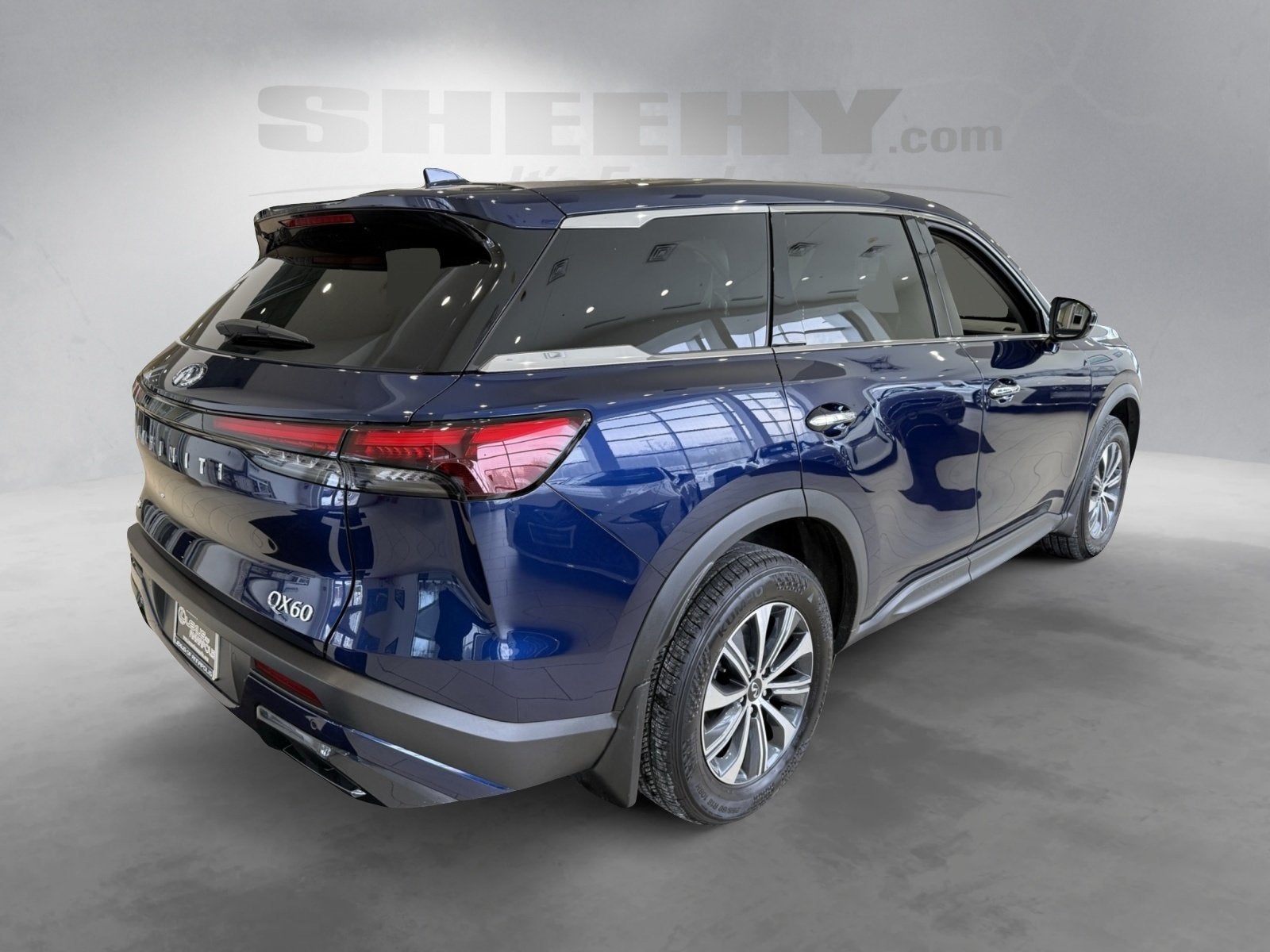 2025 INFINITI QX60 PURE